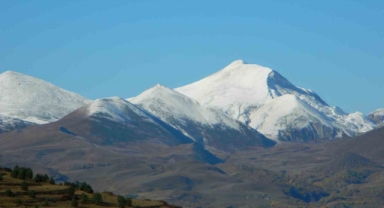 Posof’ta dağlar beyaza büründü
