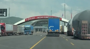 Sınır Kapısında 13 şüpheli yakalandı