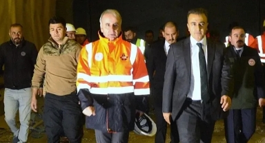 Vali Çiçek, Aşık Şenlik tünelinde incelemelerde bulundu