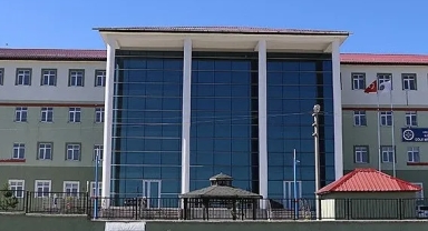3 öğrenci tavuk dönerden zehirlendi!