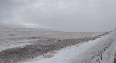 Ardahan’ın yüksek kesimlerinde karla mücadele başladı