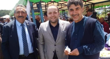 Başkan Yücel Akkoç yeniden Köprülüden aday adayı olacak