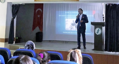 Çıldır MYO Müdürü bilim söyleşilerinde yer aldı