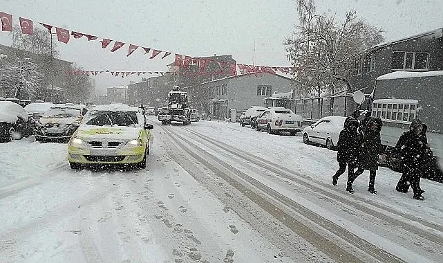 İlçelerde okullar tatil edildi