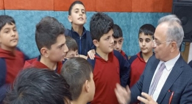 Öğrenci- yazar buluşması gerçekleştirildi