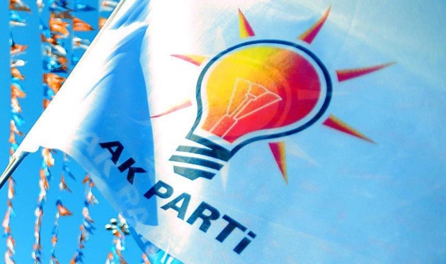 AK Parti anketin de 6 isim soruldu