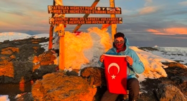 Ardahanlı Afrika’nın zirvesinde
