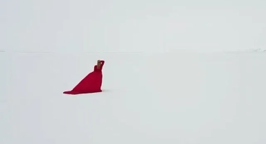Çıldır Gölü'nde artistik buz pateni keyfi