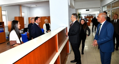 Vali Çiçek kurum ziyaretlerine devam ediyor