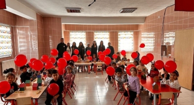Çıldır Anaokulu öğrencilerinden kuşlara yuva