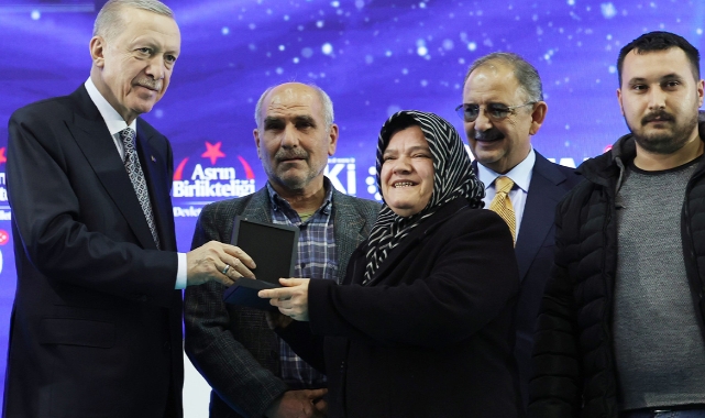 Cumhurbaşkanı Erdoğan, Şanlıurfa’da afet konutları dağıtım törenine katıldı