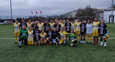 Kuraspor kadın futbol takımı Muş yolcusu