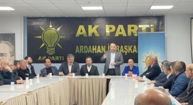 AK Parti seçim çalışmalarını masaya yatırdı