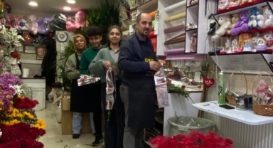 Çiçekçilerin yoğun 8 Mart mesaisi başladı