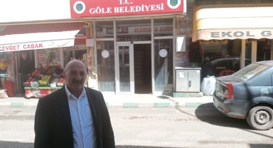 Başkan Budak, tabelaya 'T.C.' ibaresini taktırdı