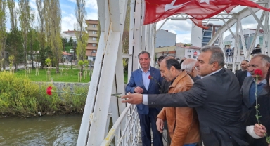 Ardahan’da 93 Harbi Şehitleri Anma Programı Gerçekleştirildi