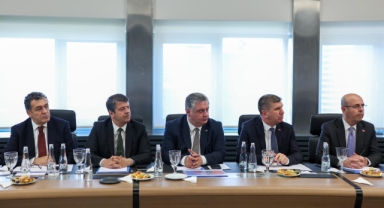 CHP'li başkanlardan Genel Başkan Özel'e brifing