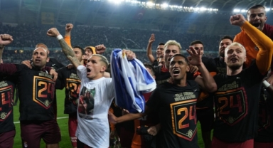 Galatasaray'dan Tarihi Şampiyonluk