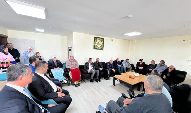 Ardahan Sosyal Hizmetler Müdürlüğü Babalar gününü unutmadı