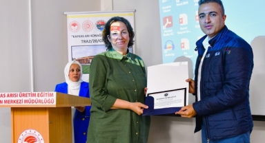 Üreticilere organik arı kovanı dağıtıldı