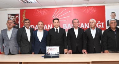 Başkan Ahmet Özer'den CHP Ardahan İl Başkanlığı’na ziyaret