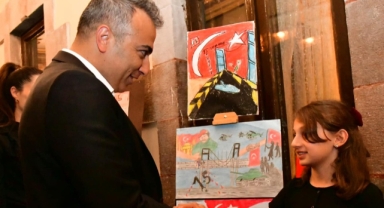 Tarihi Kongre Binası'nda 15 Temmuz Temalı Resim Sergisi