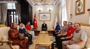 Afyonkarahisar Valisi, Ardahanlı kadın üreticileri ağırladı