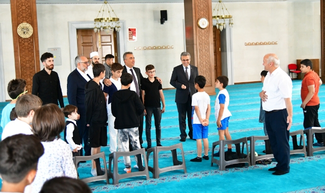 Vali Hayrettin Çiçek, Yaz Kuran Kursu'nu Ziyaret Etti