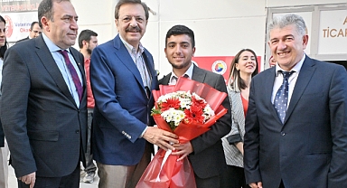 TOBB Başkanı Hisarcıklıoğlu Ardahan'da