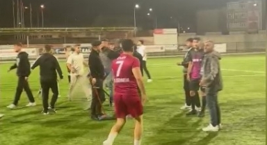 Zafer Kupası Futbol Turnuvası'nda Kavga Çıktı!