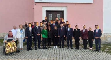 Bakan Yardımcısı Tarıkdaroğlu Ardahan'da Huzurevi Sakinleriyle Buluştu