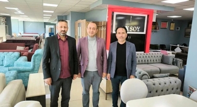 Başkan Yılmaz'dan Yatırımcı Esnafa Tebrik Ziyareti