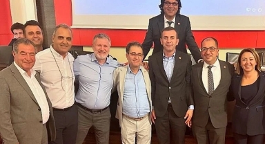 CHP'nin Tüzük Hazırlık Komisyonu Toplandı