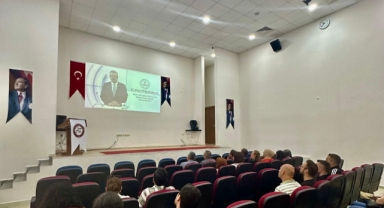Öğretmenlere Türkiye Yüzyılı Maarif Modeli Tanıtıldı