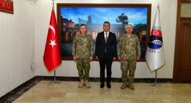 Tümgeneral Altuğ’dan Ardahan Valisi Çiçek’e Ziyaret