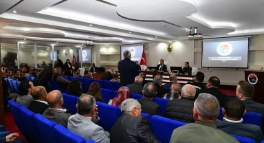 Vali Çiçek, Muhtarlarla Bir Araya Geldi