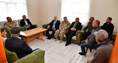 Vali Hayrettin Çiçek Merkeze Bağlı 6 Köyü Ziyaret Etti