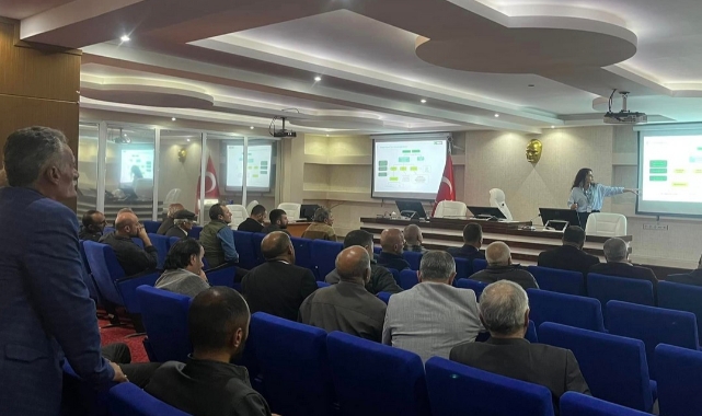 Yeşilay Ardahan Şubesi, Muhtarlara YEDAM ve Yeşilay Elçileri Bilgilendirmesi yaptı