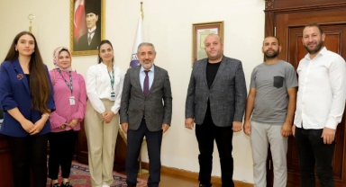 Yeşilay Ardahan Şubesi Rektör Prof. Dr. Mehmet Biber’i Ziyaret Etti