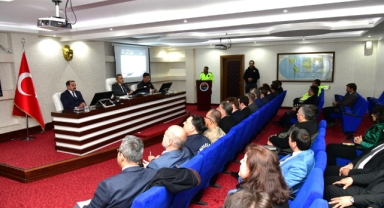 Ardahan'da Kış Mevsimi Trafik Tedbirleri toplantısı yapıldı