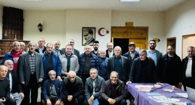 Dursun Akçam Kültür ve Sanat Vakfı Toplantısı Yoğun İlgiyle Gerçekleşti