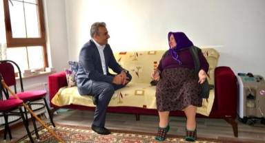 Vali Hayrettin Çiçek'ten 1 Ekim Dünya Yaşlılar Günü Mesajı