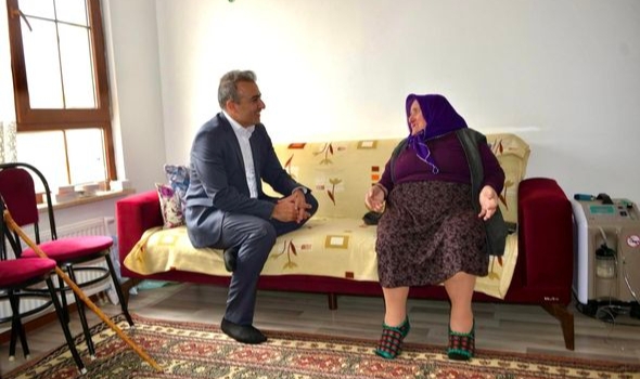 Vali Hayrettin Çiçek'ten 1 Ekim Dünya Yaşlılar Günü Mesajı