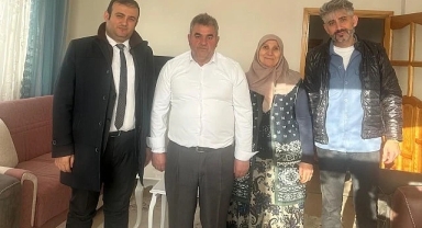 Çetinkaya, Şehit Öğretmen Sezgin Yolcu'nun ailesini ziyaret etti