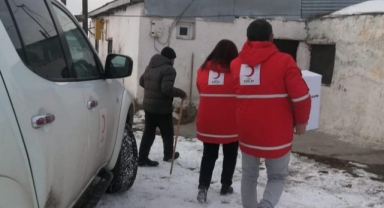 Kızılay Kadın Ardahan’dan İhtiyaç Sahiplerine Destek