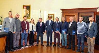 Ardahan Çalıştayı Kurul Üyelerine Ödül
