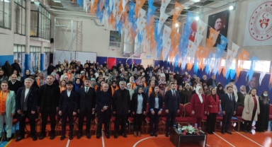 Kadın Kolları'nda Yeni Başkan Gülten Özdemir Oldu