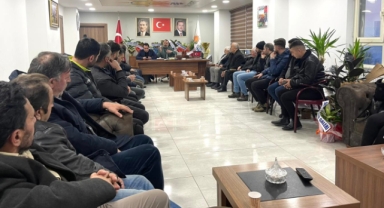 AK Parti Ardahan Teşkilatı Haftalık Toplantısını Gerçekleştirdi
