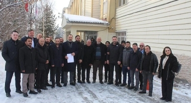 AK Parti İl Başkanı Aydın mazbatasını aldı