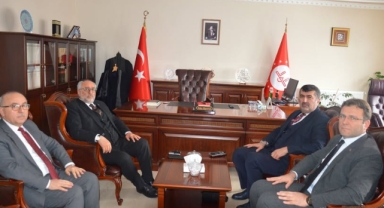 Ardahan’da Hac ve Umre Hizmetleri Görüşüldü